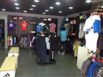 adidas shoes showroom in laxmi nagar delhi adidas shoes showroom in laxmi nagar delhi