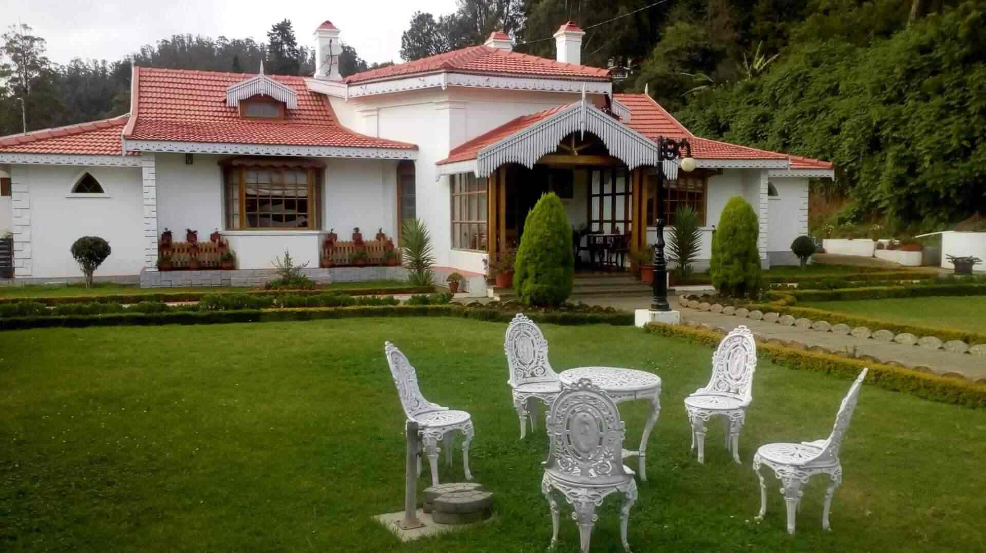 Kerala Picnic Group Boat House Cottages On Hire In Ooty