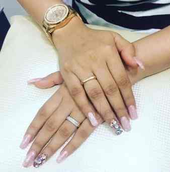 Zoya Salon Nail Spa Photos Kandivali West Mumbai Pictures Nail Art Zoya Salon Spa Photos Kandivali West Mumbai Beauty